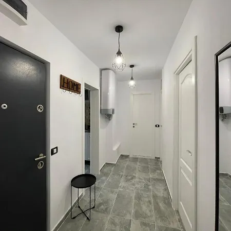 Apartament 3 Camere Neptun 아파트 넵툰