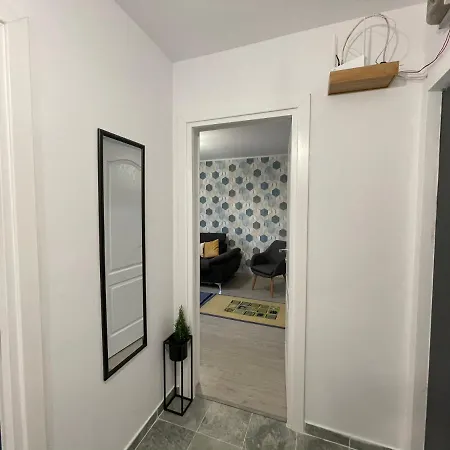 Apartament 3 Camere Neptun 아파트